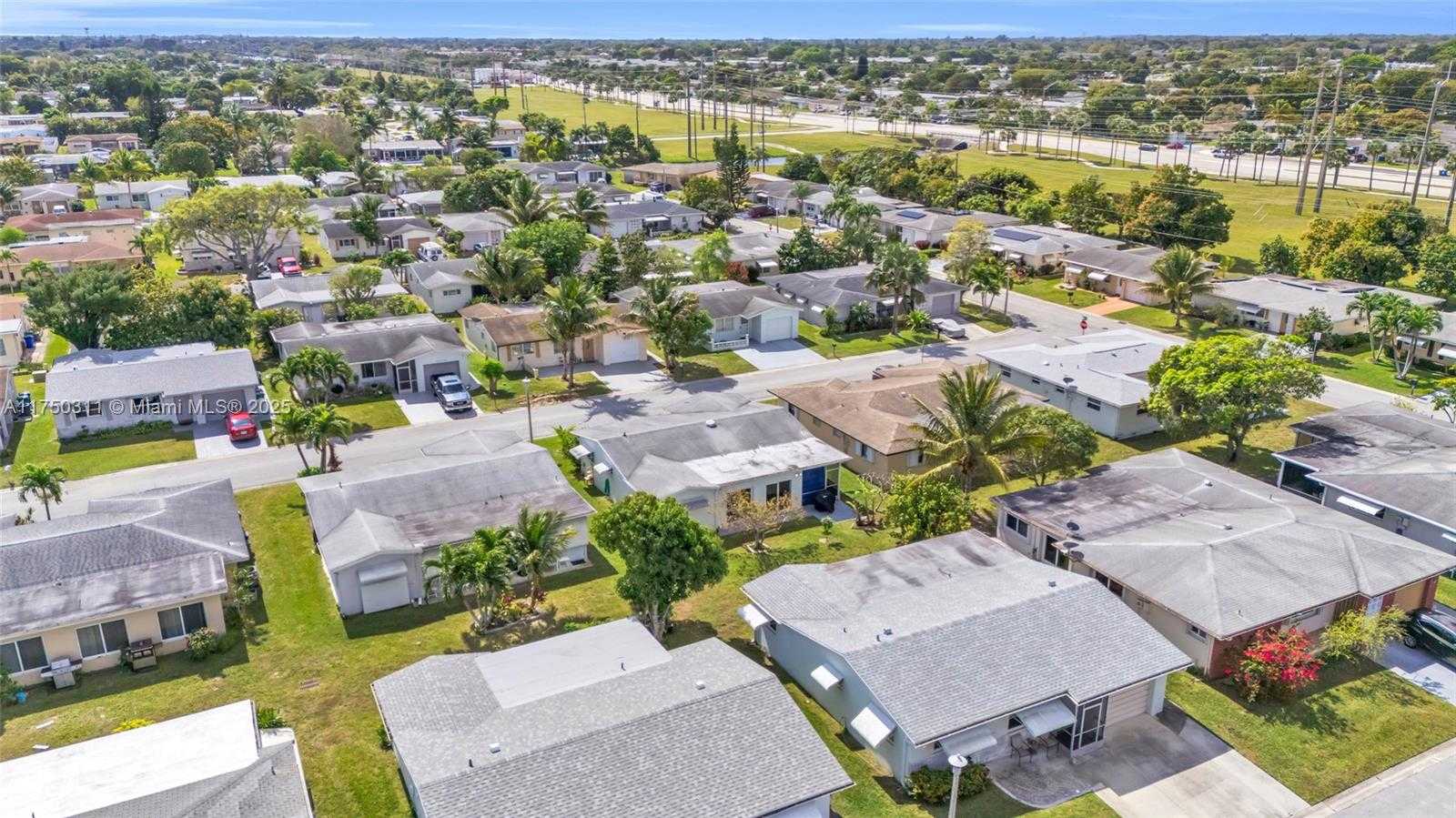 Small Image of 6985 NORTH WEST 11TH CT, Margate Number 19