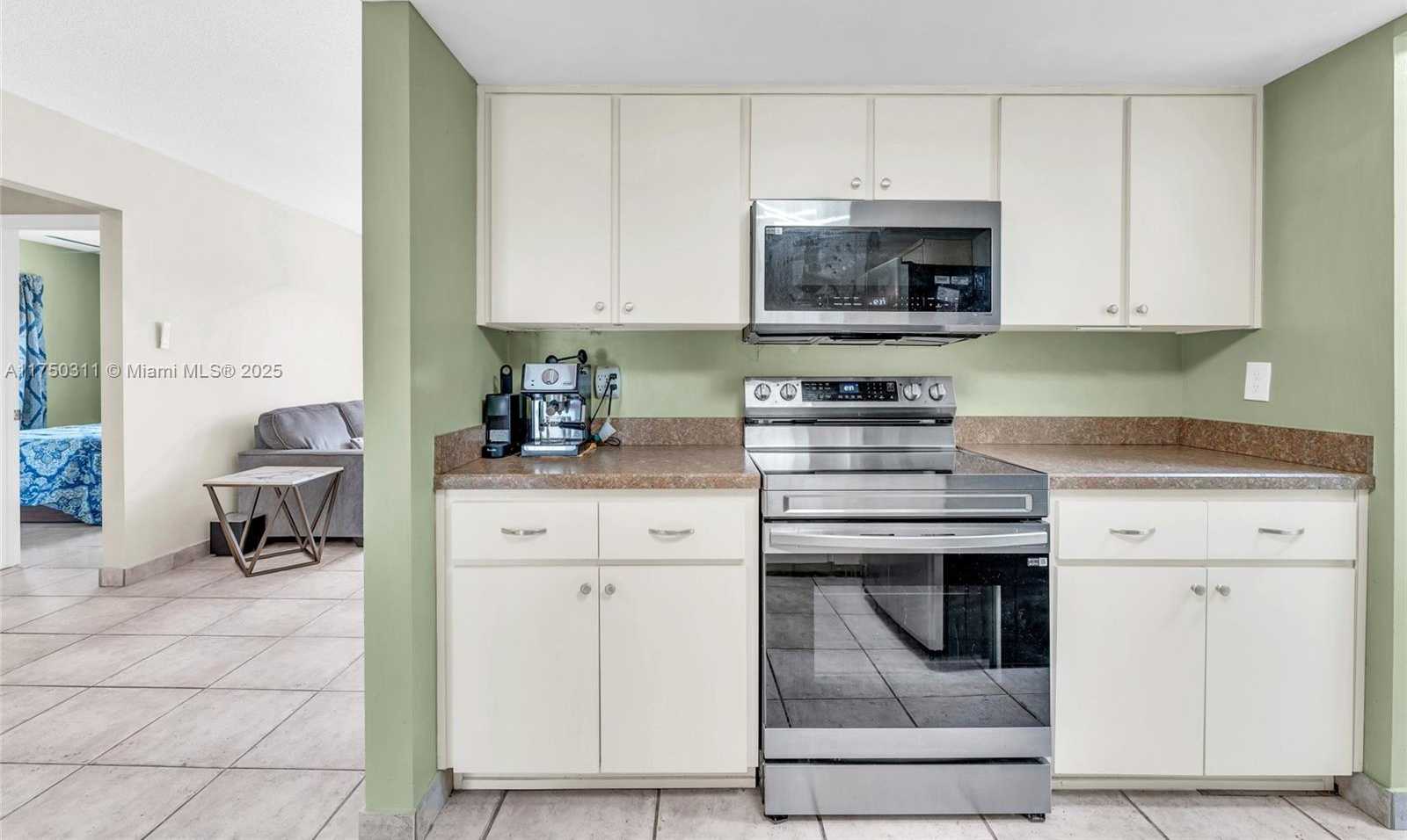 Small Image of 6985 NORTH WEST 11TH CT, Margate Number 5