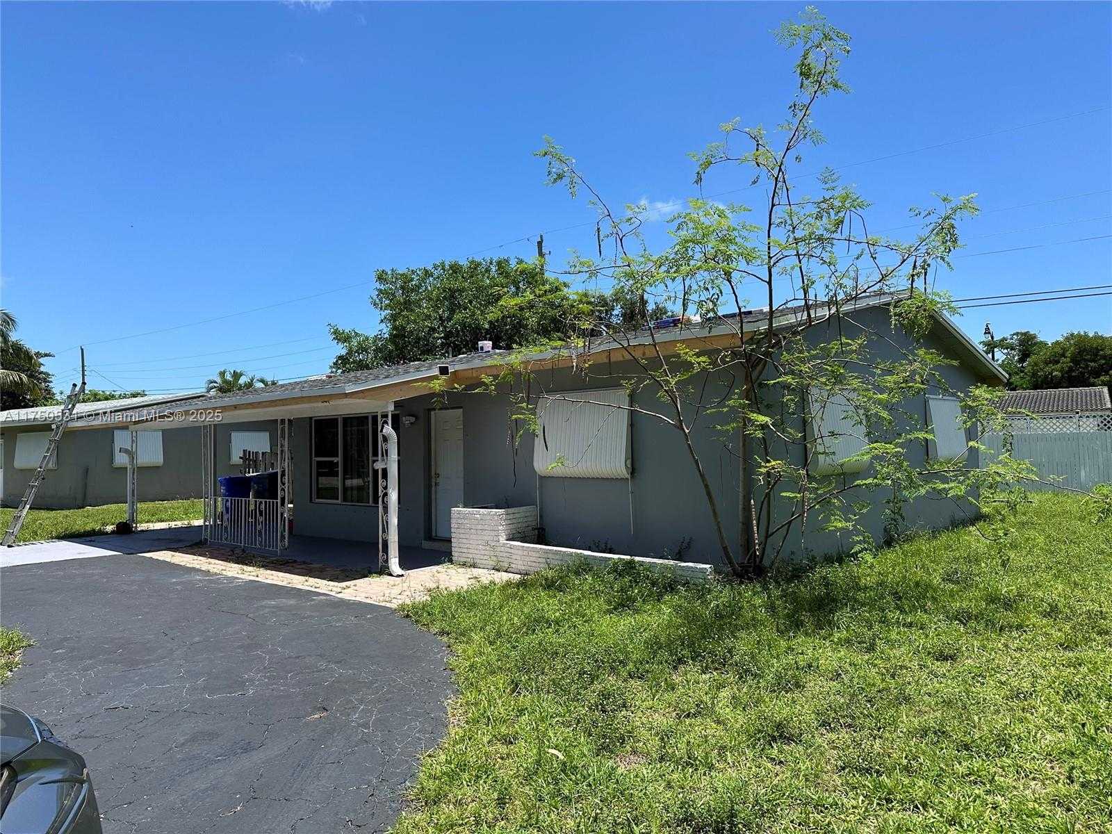 Small Image of 3050 NORTH EAST 8TH AVE, Pompano Beach Number 19