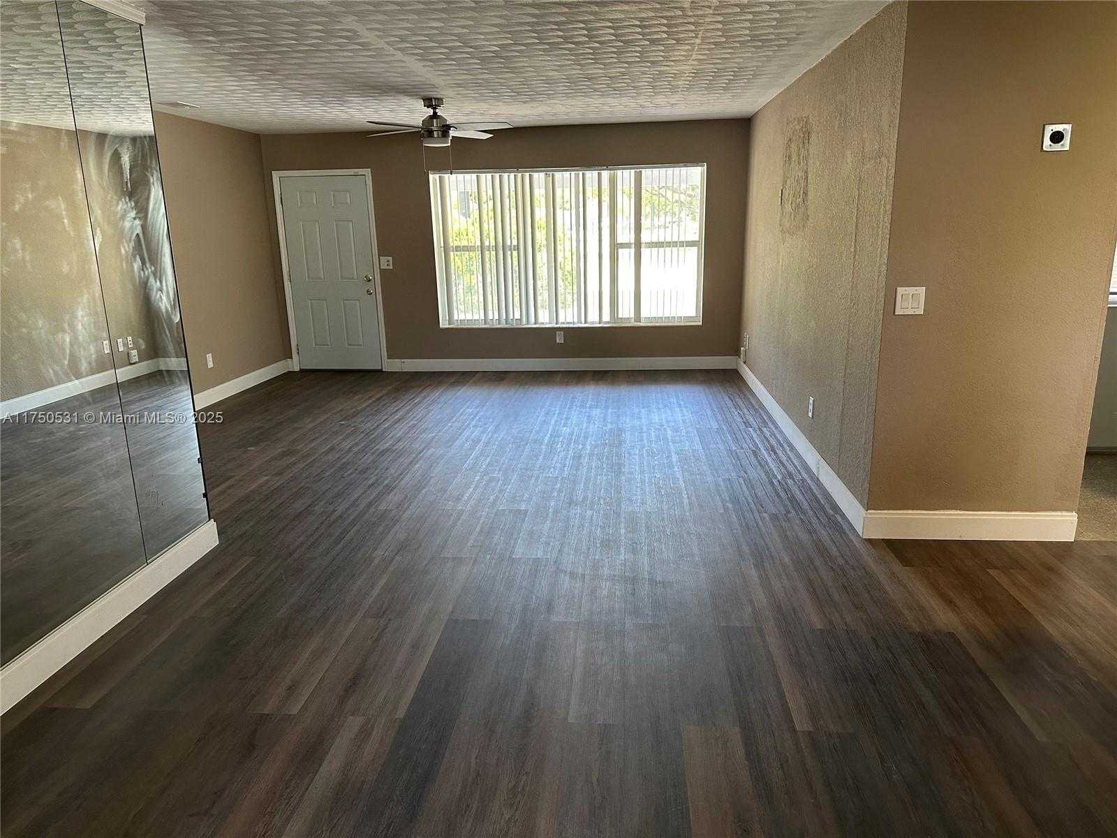 Small Image of 3050 NORTH EAST 8TH AVE, Pompano Beach Number 3