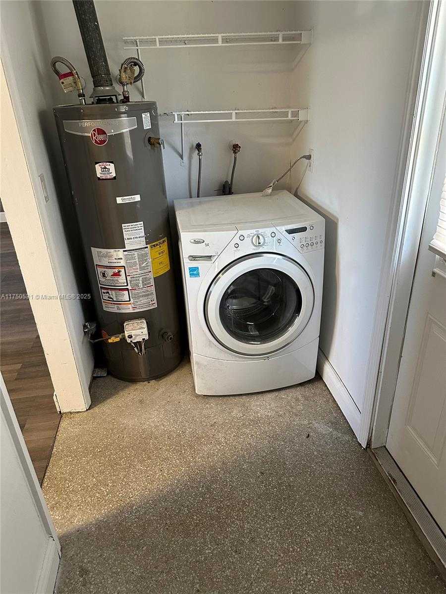Small Image of 3050 NORTH EAST 8TH AVE, Pompano Beach Number 9