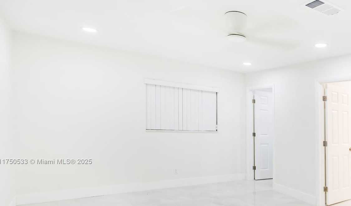 Small Image of 2807 NORTH WEST 9TH ST, Fort Lauderdale Number 12