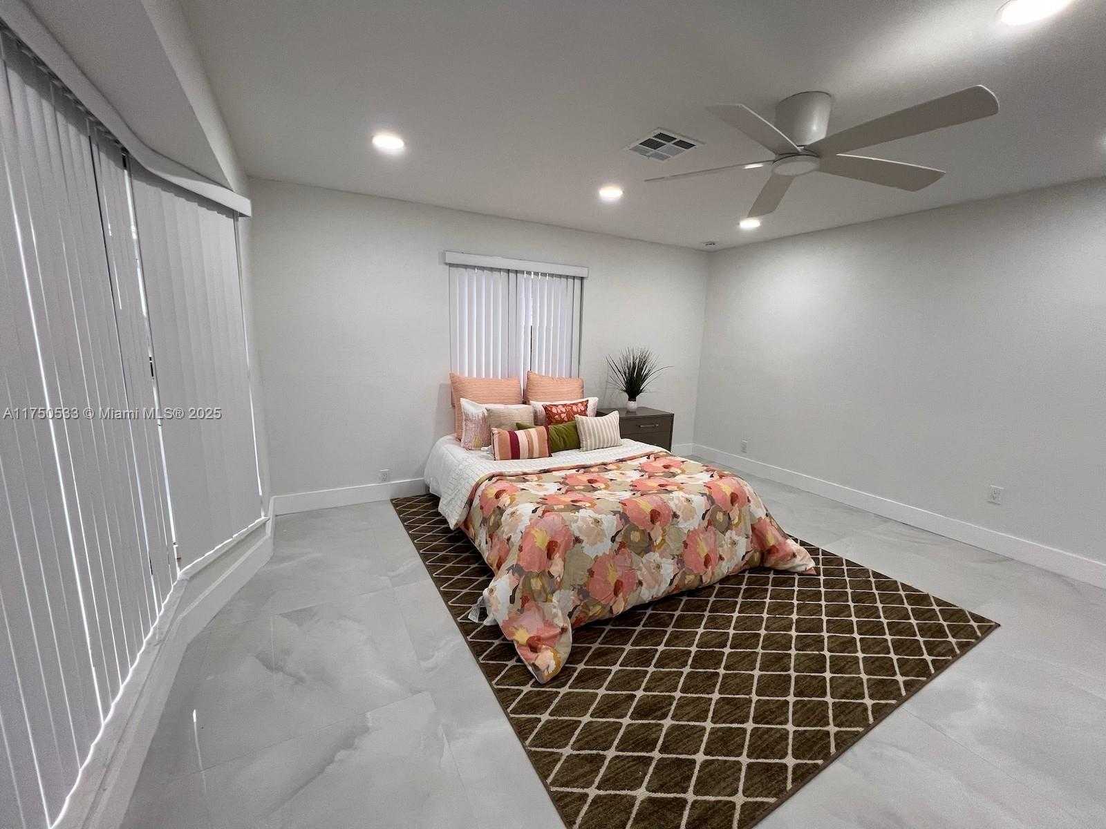 Small Image of 2807 NORTH WEST 9TH ST, Fort Lauderdale Number 17