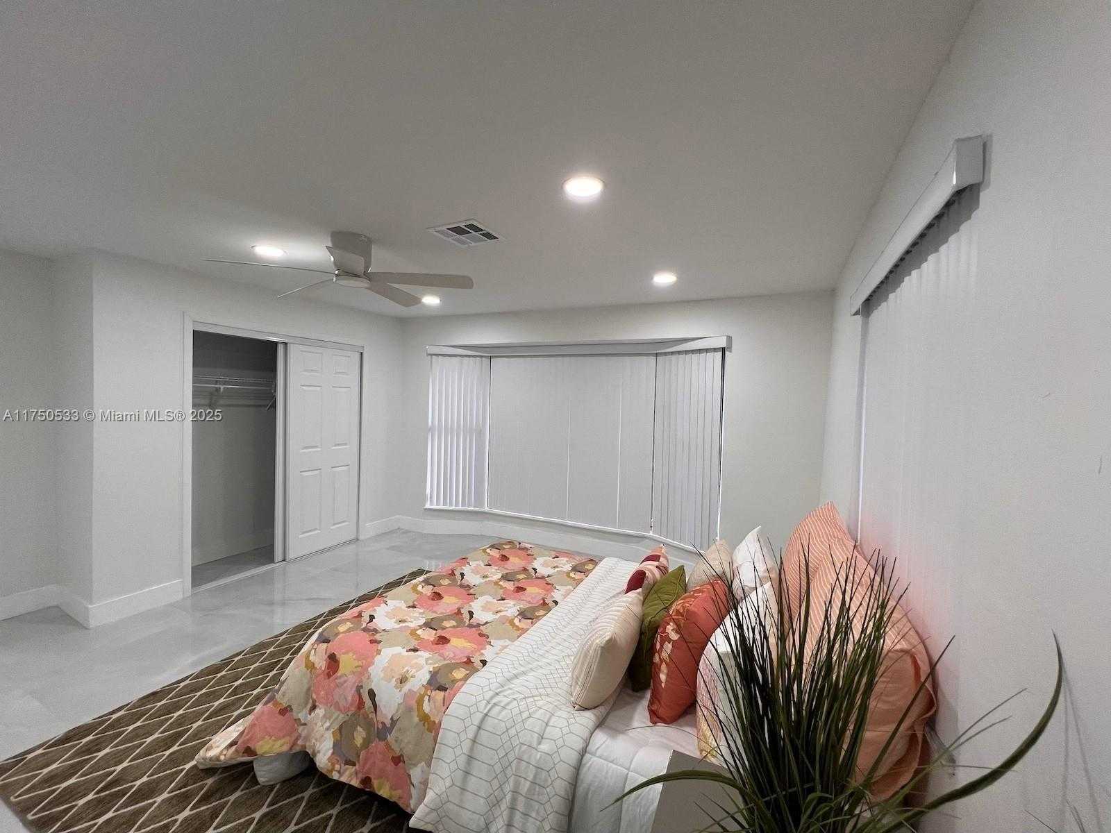 Small Image of 2807 NORTH WEST 9TH ST, Fort Lauderdale Number 18