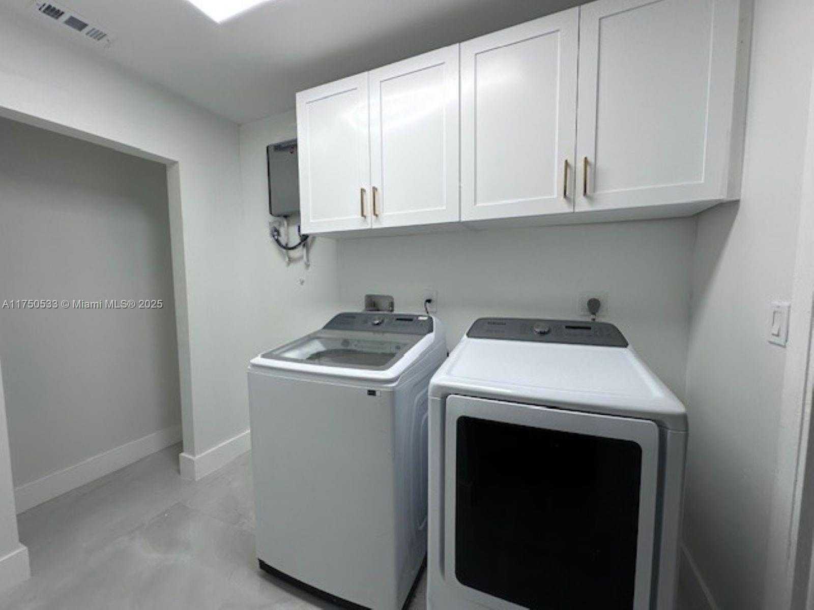 Small Image of 2807 NORTH WEST 9TH ST, Fort Lauderdale Number 29