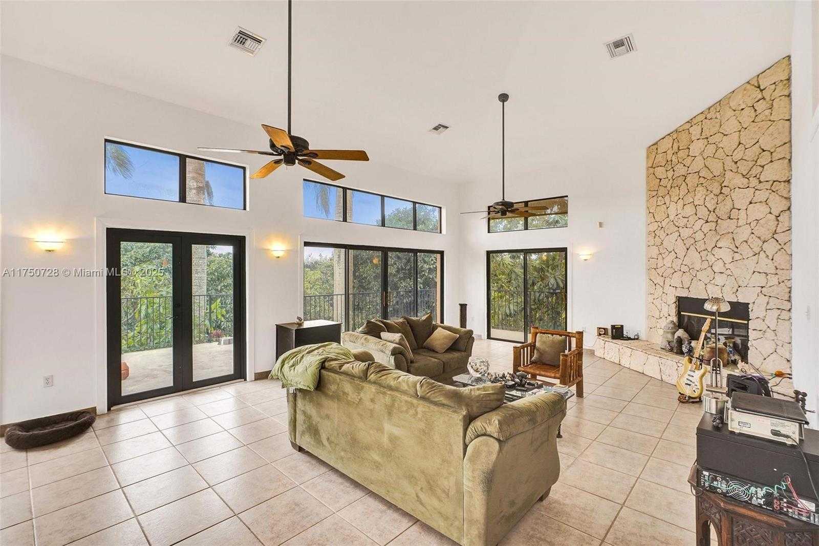 Small Image of 23451 SOUTH WEST 162ND AVE, Homestead Number 10