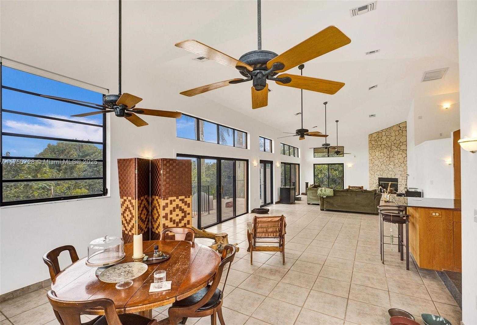 Small Image of 23451 SOUTH WEST 162ND AVE, Homestead Number 14