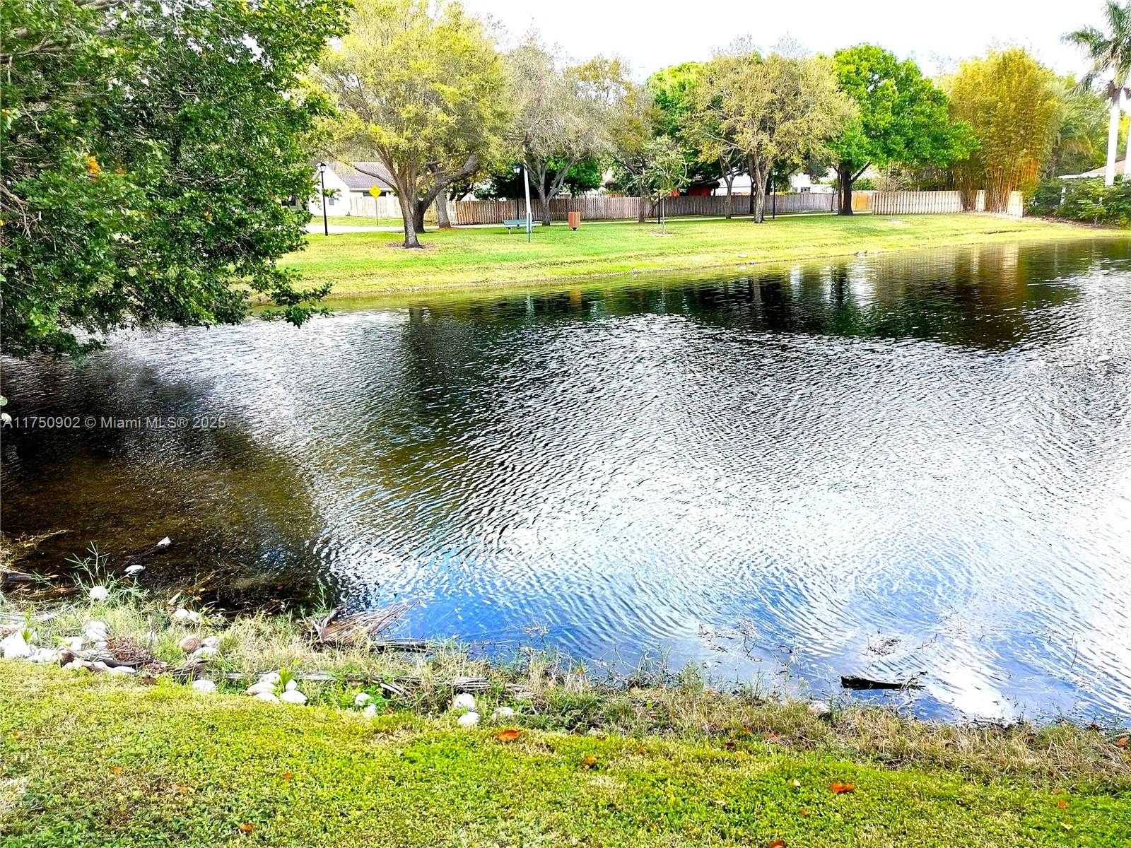 Small Image of 3511 BARK WAY, Cooper City Number 30