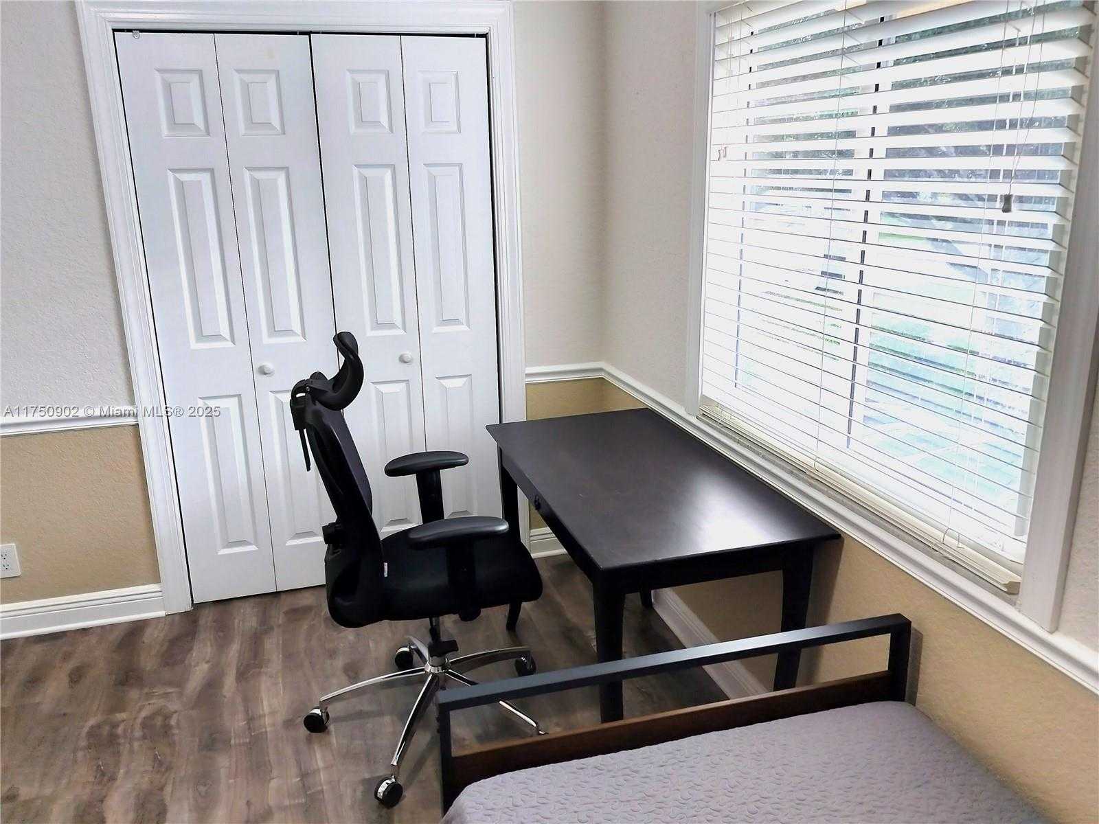 Small Image of 3511 BARK WAY, Cooper City Number 41