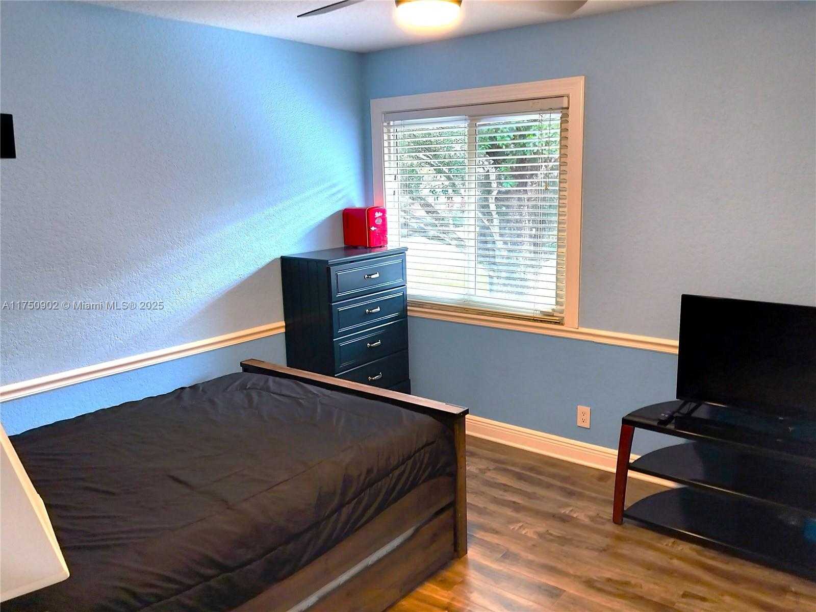 Small Image of 3511 BARK WAY, Cooper City Number 42