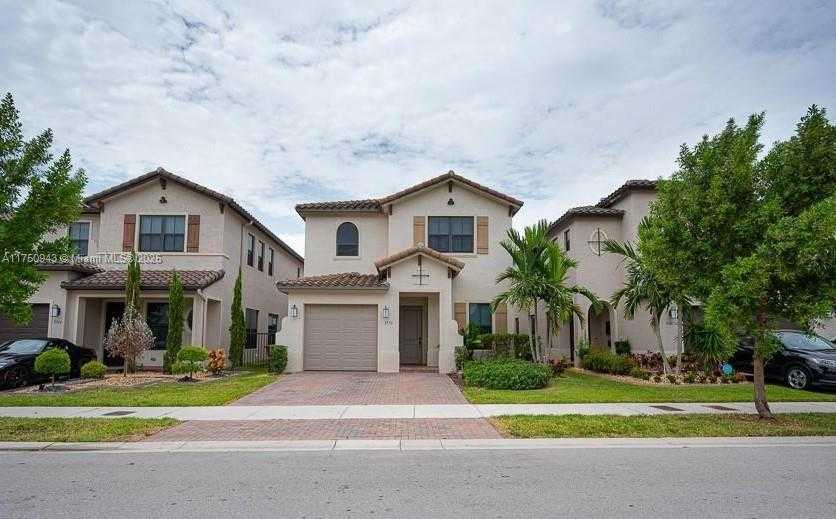 Small Image of 9776 WEST 34TH AVE, Hialeah Number 10