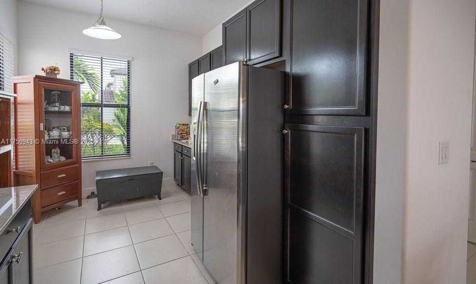 Small Image of 9776 WEST 34TH AVE, Hialeah Number 27