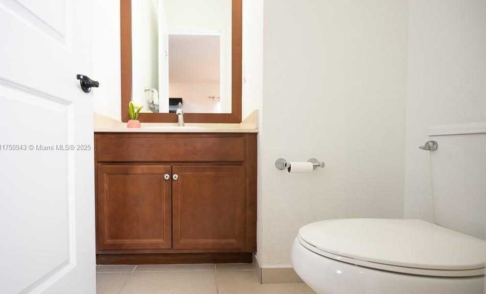 Small Image of 9776 WEST 34TH AVE, Hialeah Number 31