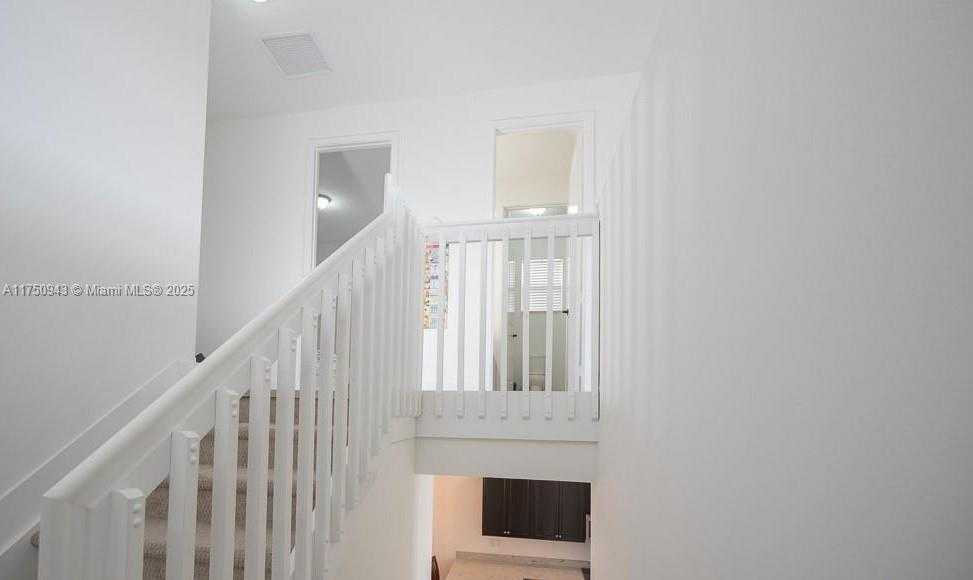 Small Image of 9776 WEST 34TH AVE, Hialeah Number 40