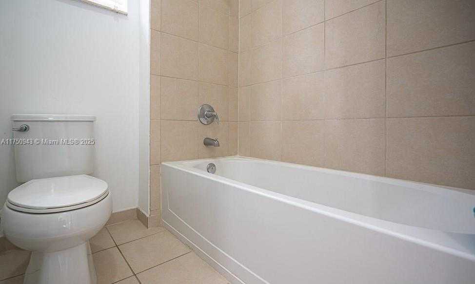 Small Image of 9776 WEST 34TH AVE, Hialeah Number 48
