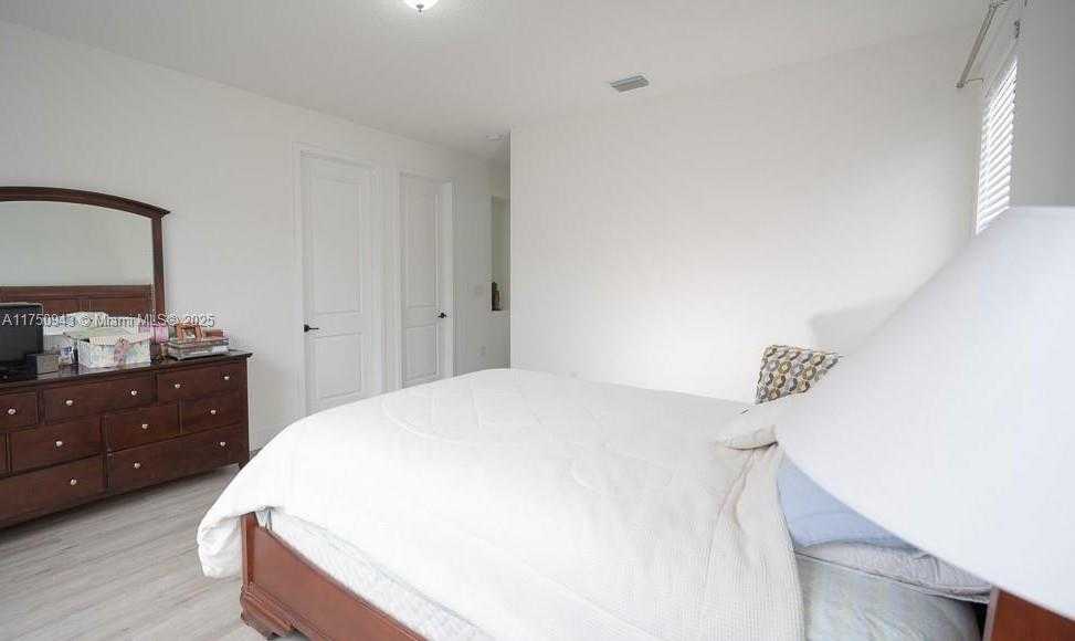 Small Image of 9776 WEST 34TH AVE, Hialeah Number 53