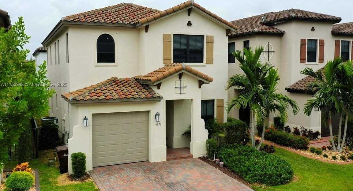 Small Image of 9776 WEST 34TH AVE, Hialeah Number 8