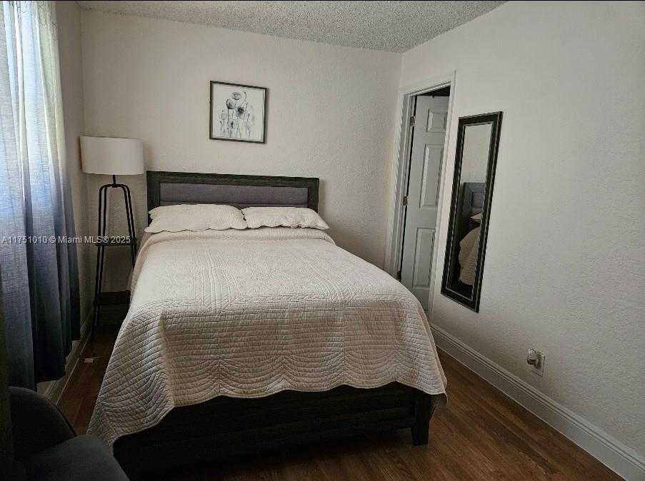 Small Image of 8220, North Lauderdale Number 8
