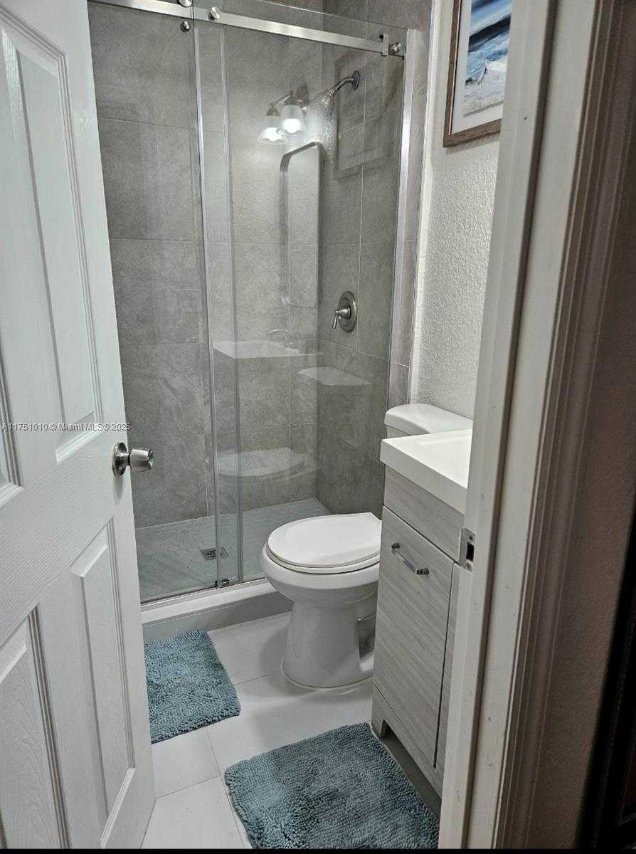 Small Image of 8220, North Lauderdale Number 9