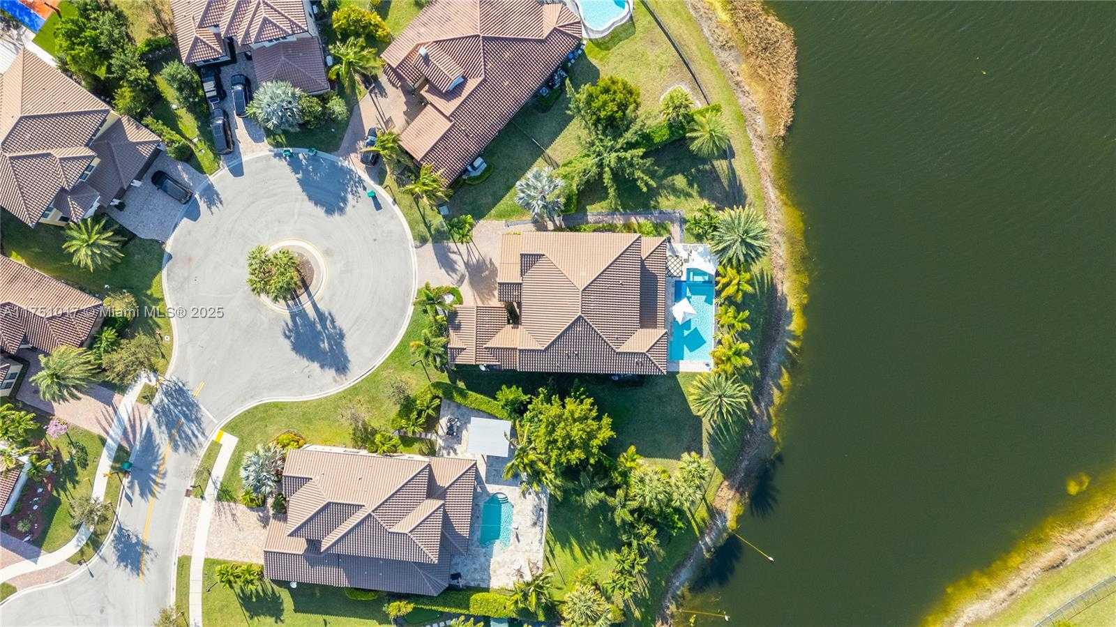 Small Image of 11360 NORTH WEST 83RD WAY, Parkland Number 15