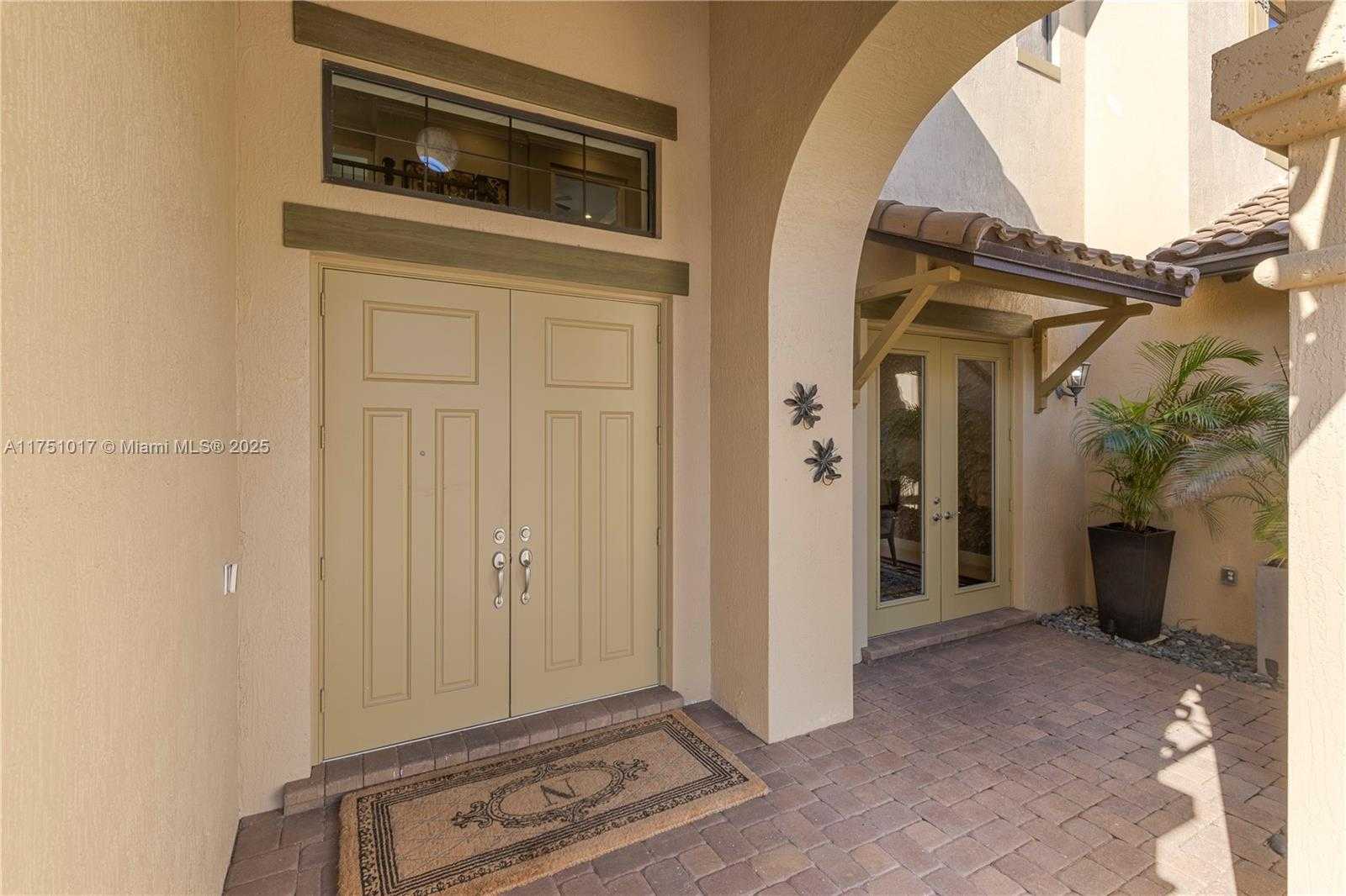 Small Image of 11360 NORTH WEST 83RD WAY, Parkland Number 16