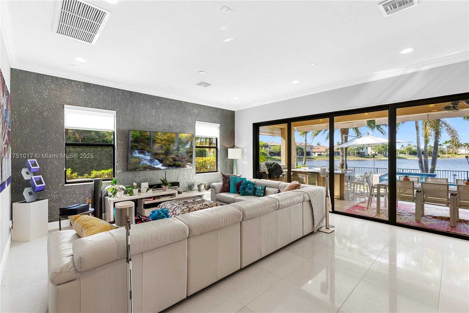 Small Image of 11360 NORTH WEST 83RD WAY, Parkland Number 23