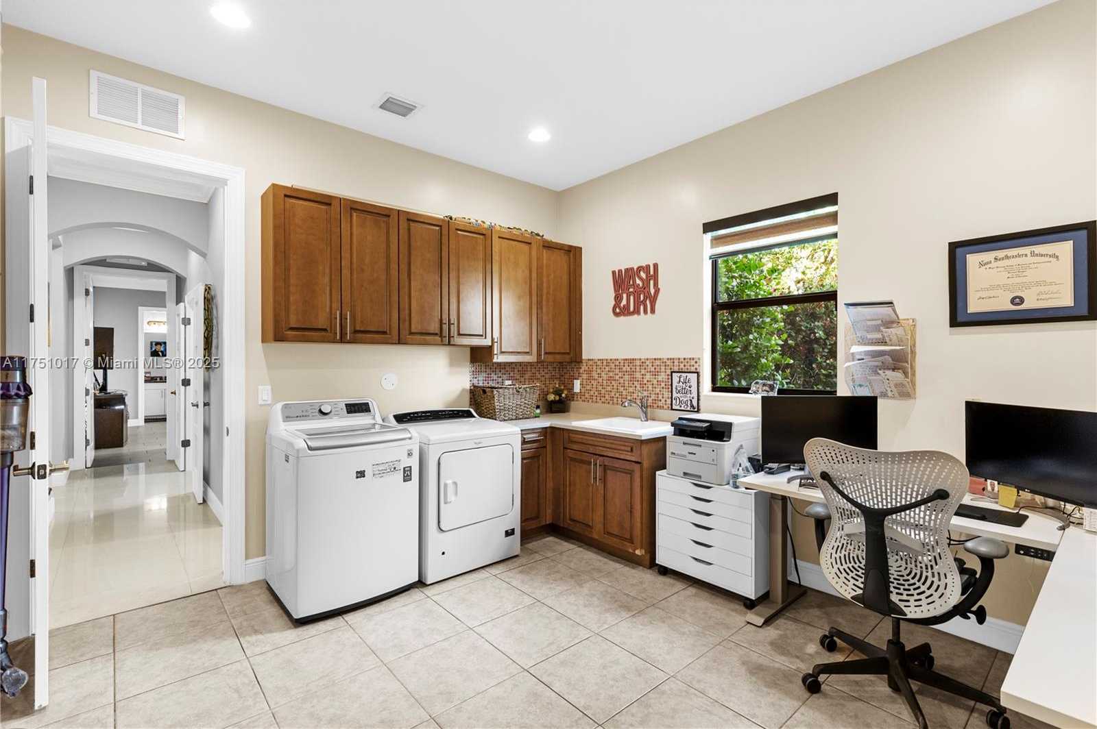 Small Image of 11360 NORTH WEST 83RD WAY, Parkland Number 50