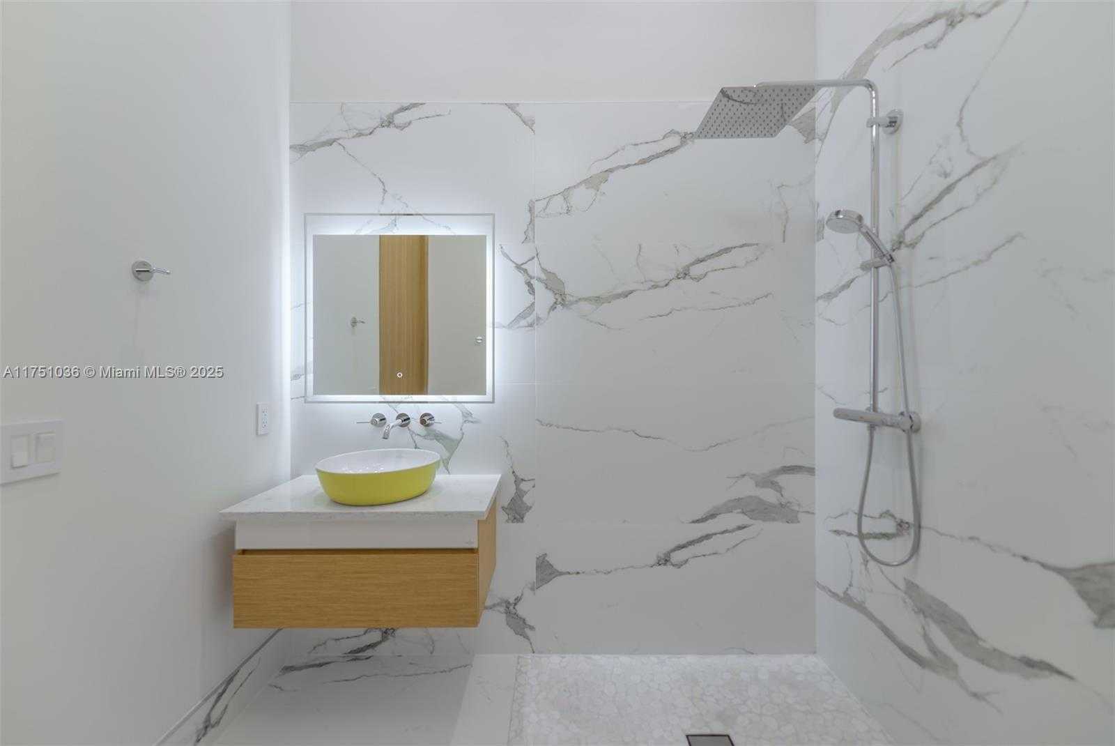 Small Image of 635 SOUTH WEST 9TH ST, Hallandale Beach Number 26