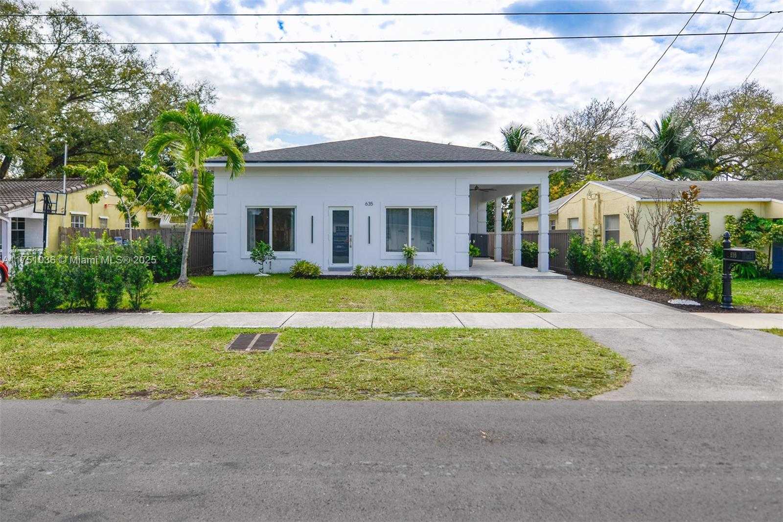 Small Image of 635 SOUTH WEST 9TH ST, Hallandale Beach Number 36