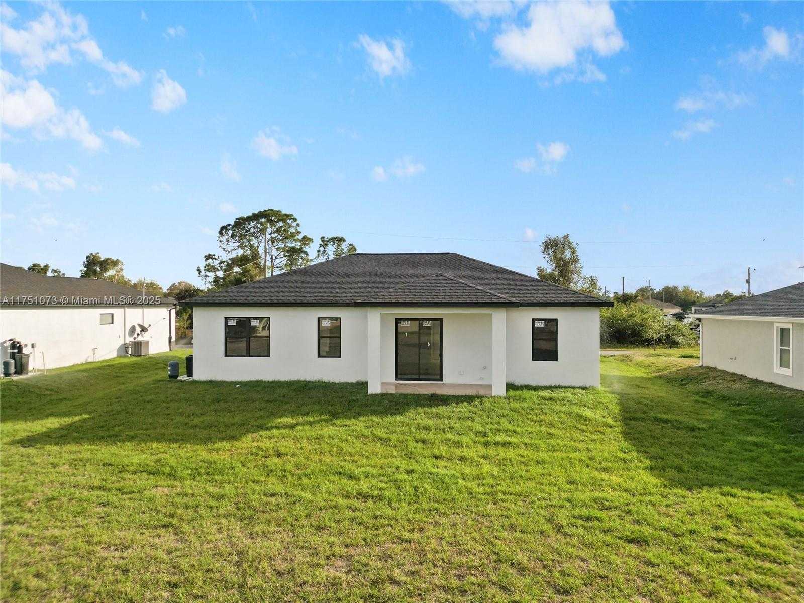 Small Image of 445 PADDOCK, Lehigh Acres Number 4
