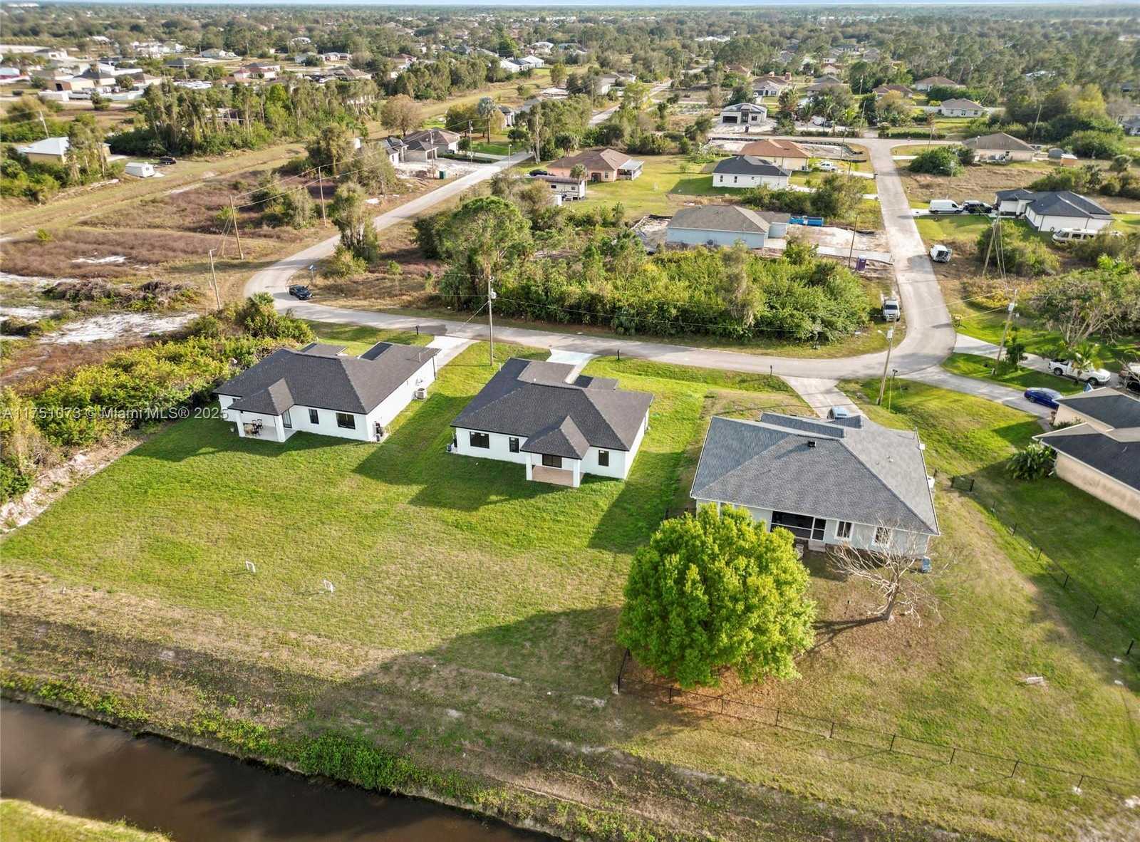 Small Image of 445 PADDOCK, Lehigh Acres Number 5