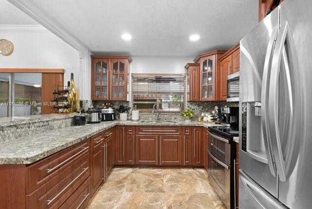 Small Image of 13060 SOUTH WEST 262ND LN, Homestead Number 17