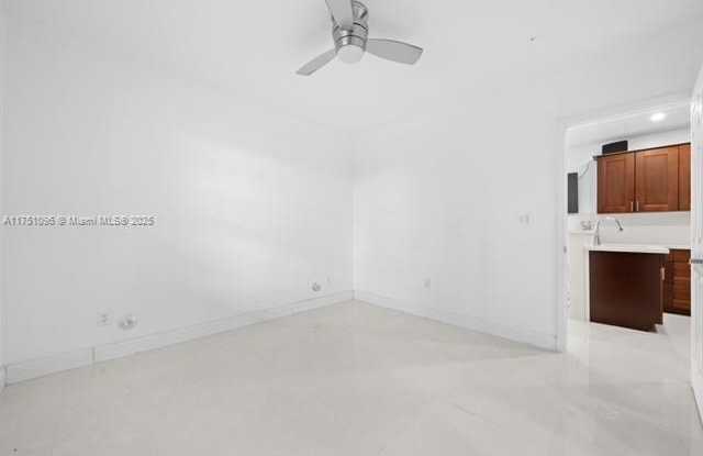 Small Image of 13060 SOUTH WEST 262ND LN, Homestead Number 33