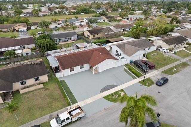 Small Image of 13060 SOUTH WEST 262ND LN, Homestead Number 8