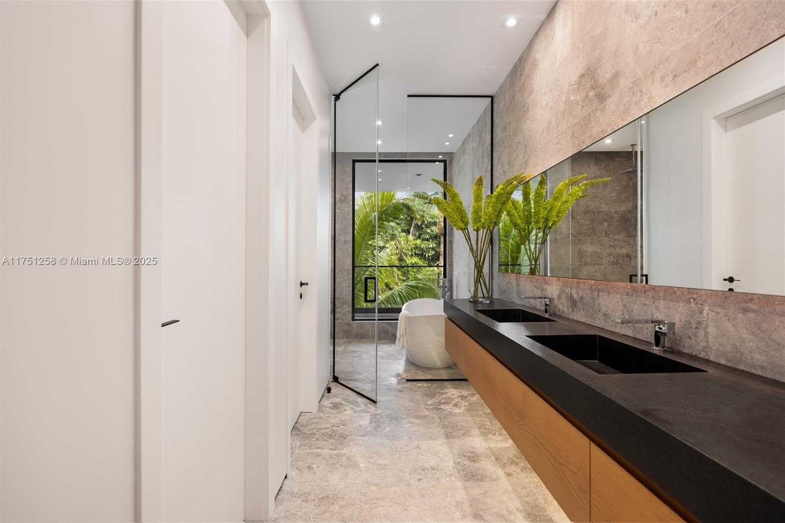 Small Image of 7425 SOUTH WEST 56TH AVE, Miami Number 15