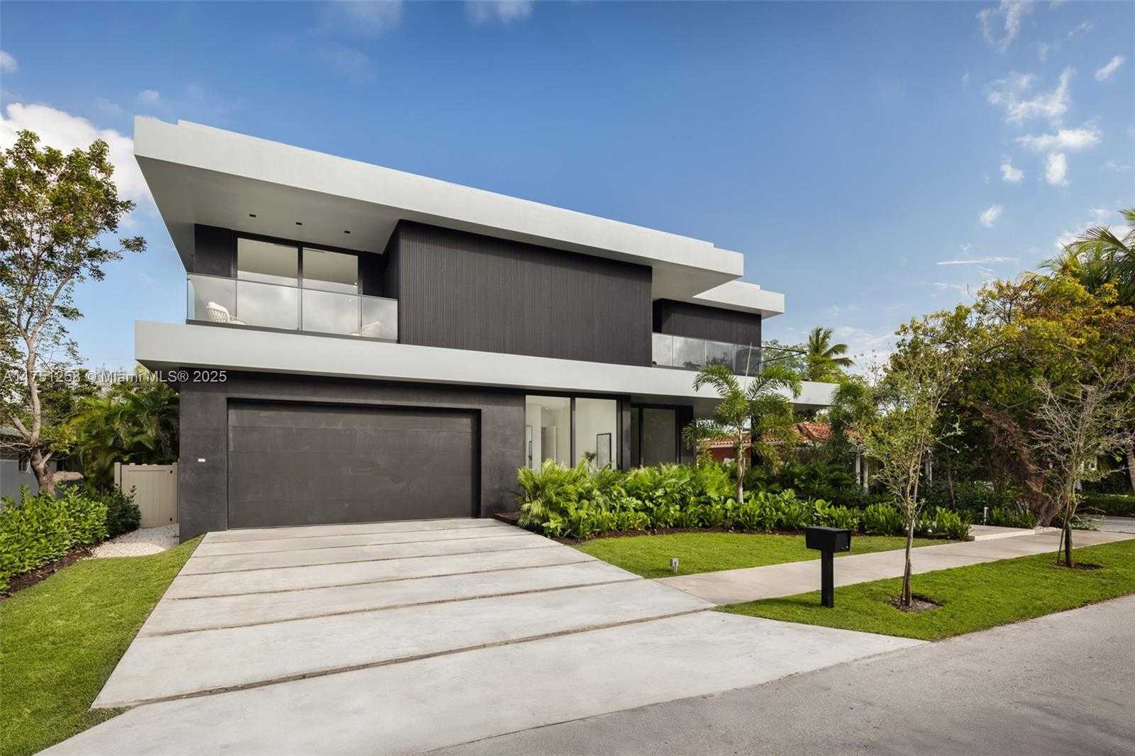 Small Image of 7425 SOUTH WEST 56TH AVE, Miami Number 22