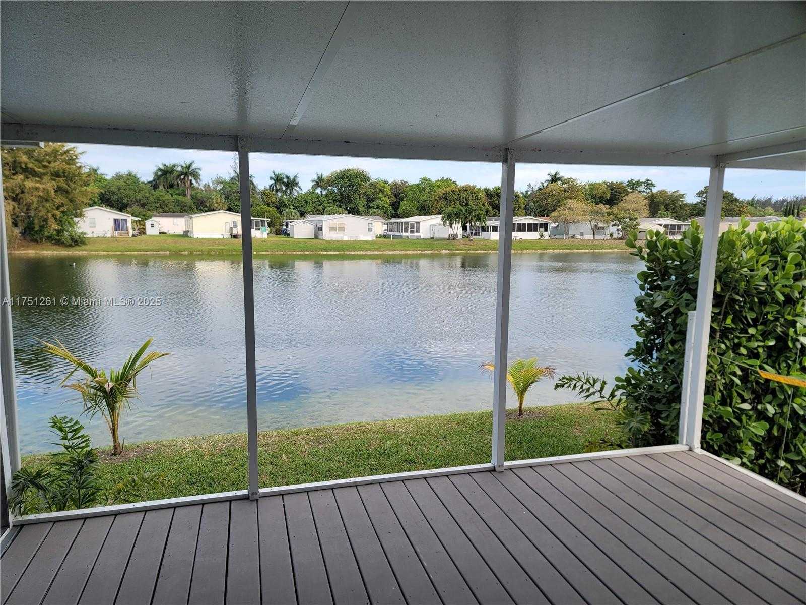 Small Image of 35250 SOUTH WEST 177TH UNIT 33, Homestead Number 24