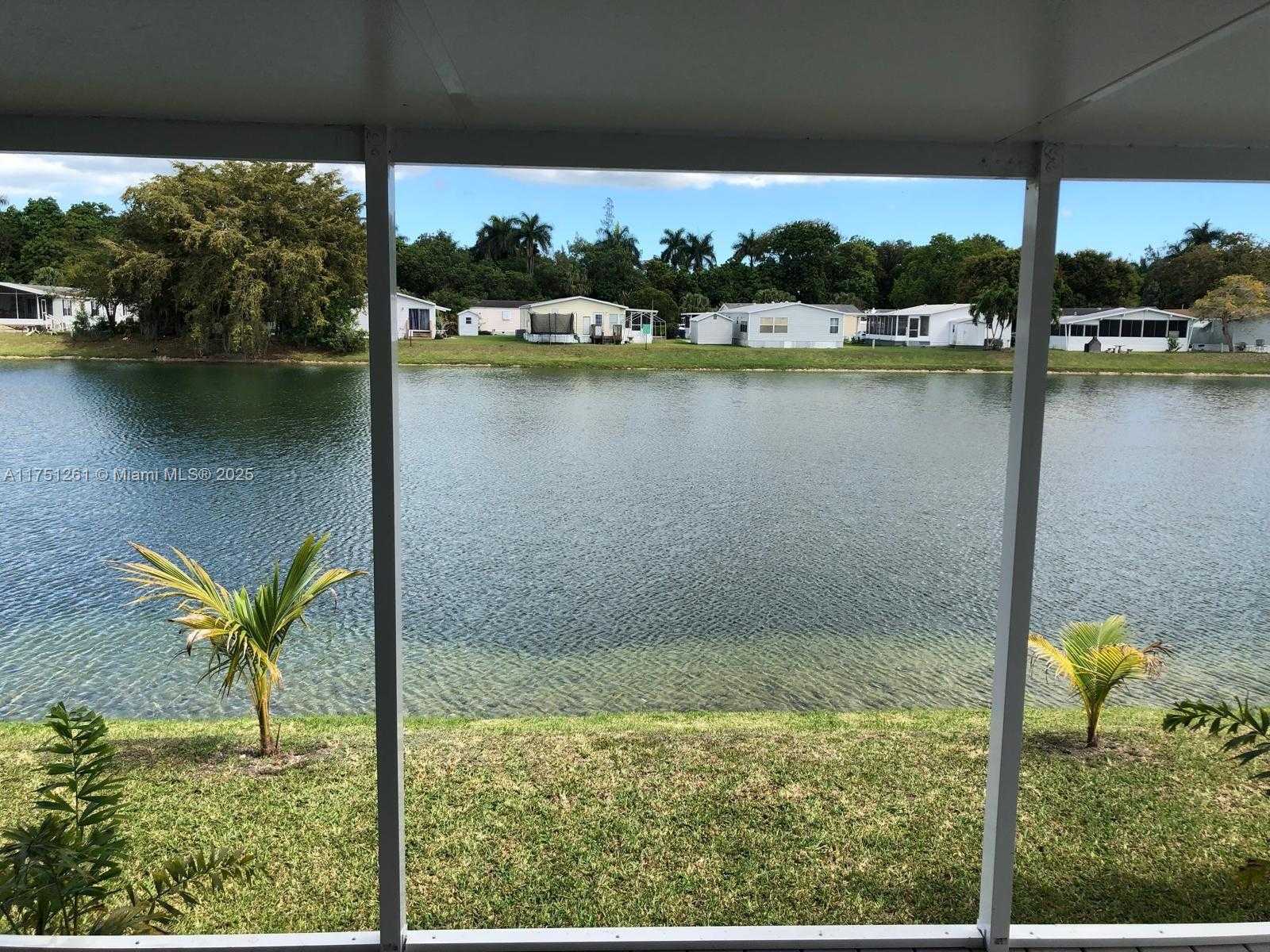 Small Image of 35250 SOUTH WEST 177TH UNIT 33, Homestead Number 25