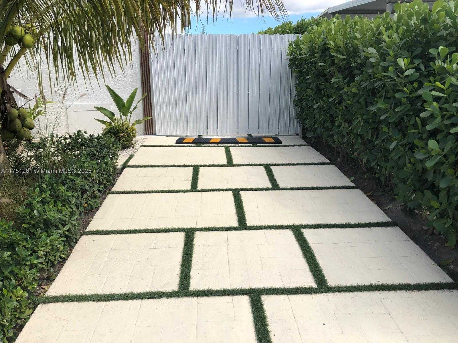 Small Image of 35250 SOUTH WEST 177TH UNIT 33, Homestead Number 43