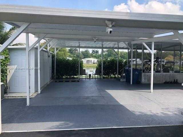 Small Image of 35250 SOUTH WEST 177TH UNIT 33, Homestead Number 61