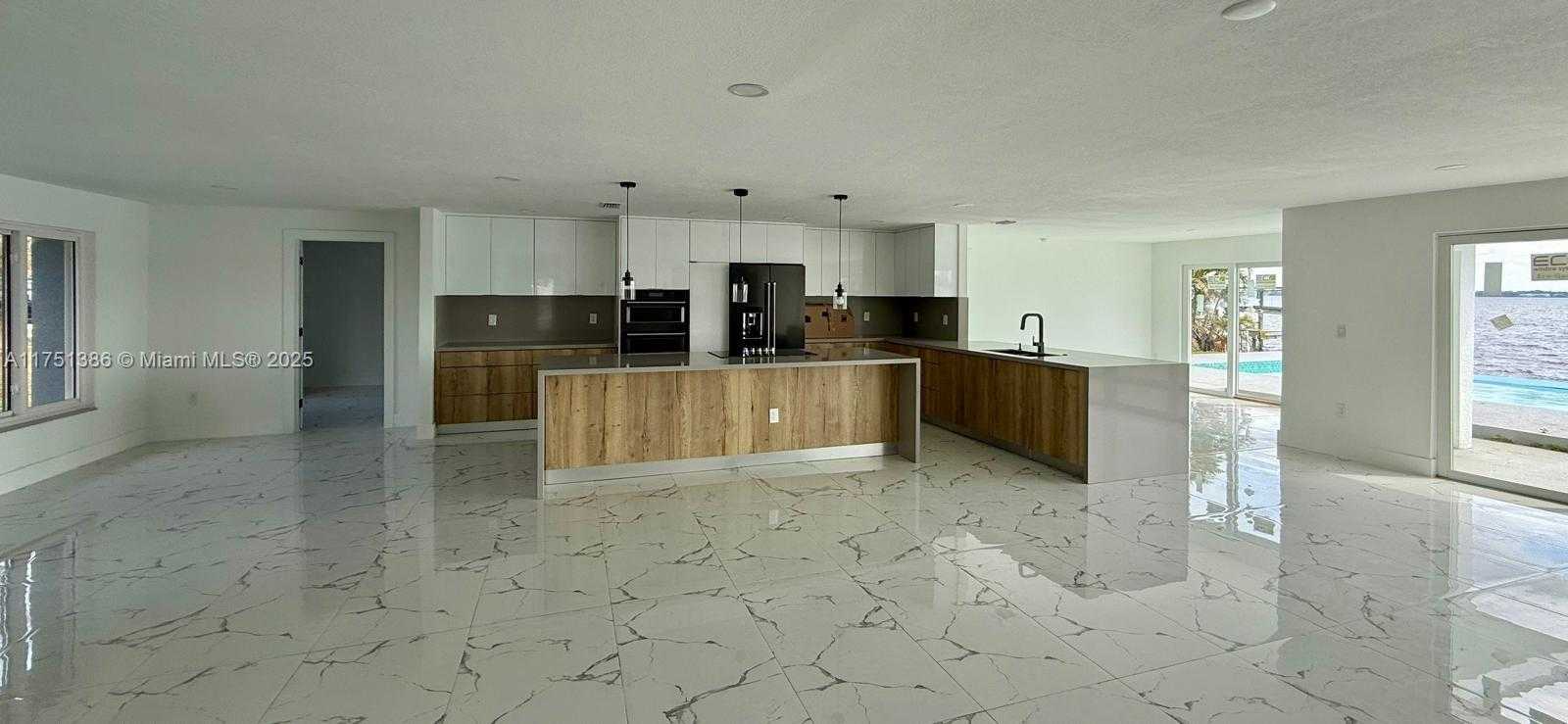 Small Image of 111 E NORTH SHORE AVE, Fort Myers Number 10