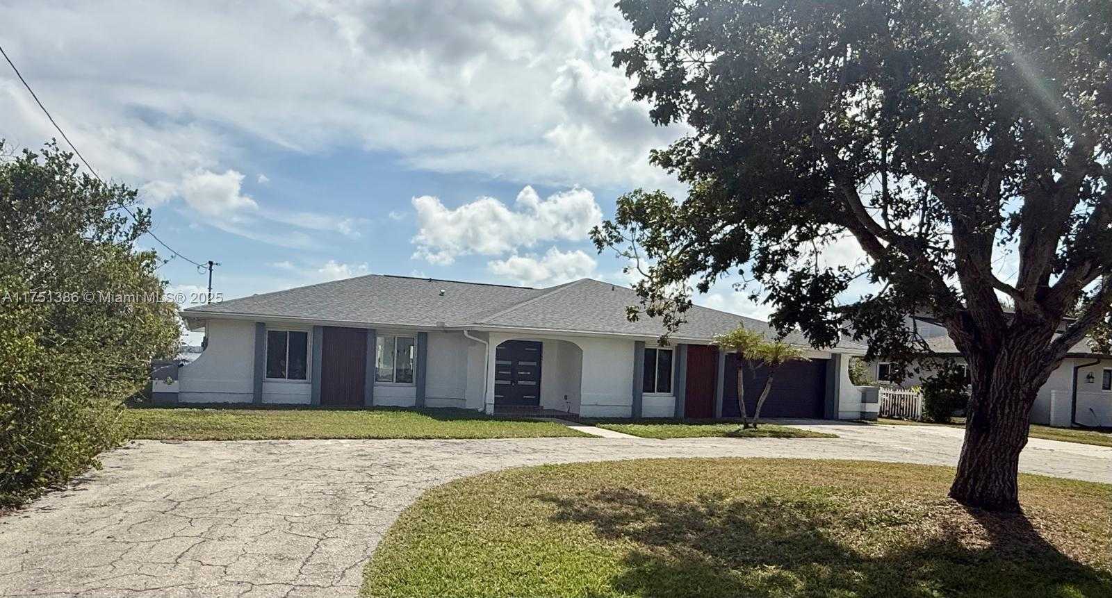Small Image of 111 E NORTH SHORE AVE, Fort Myers Number 6