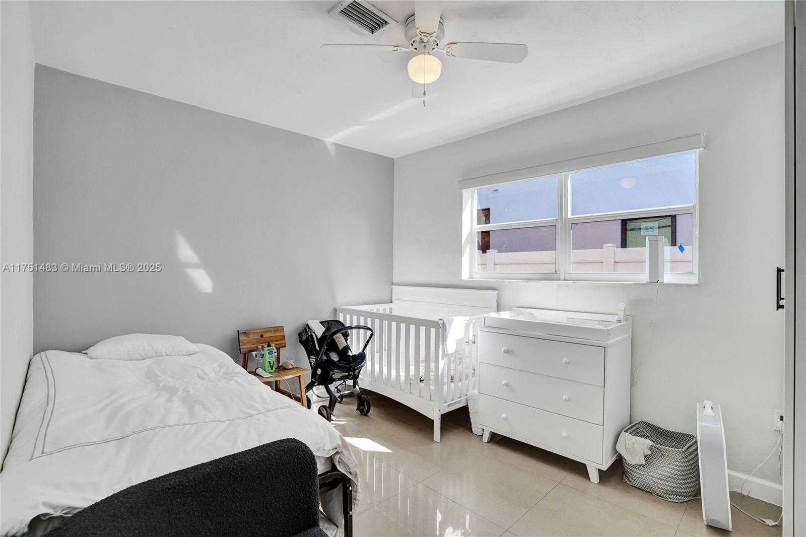 Small Image of 1052 NORTH EAST 179TH TER, North Miami Beach Number 11