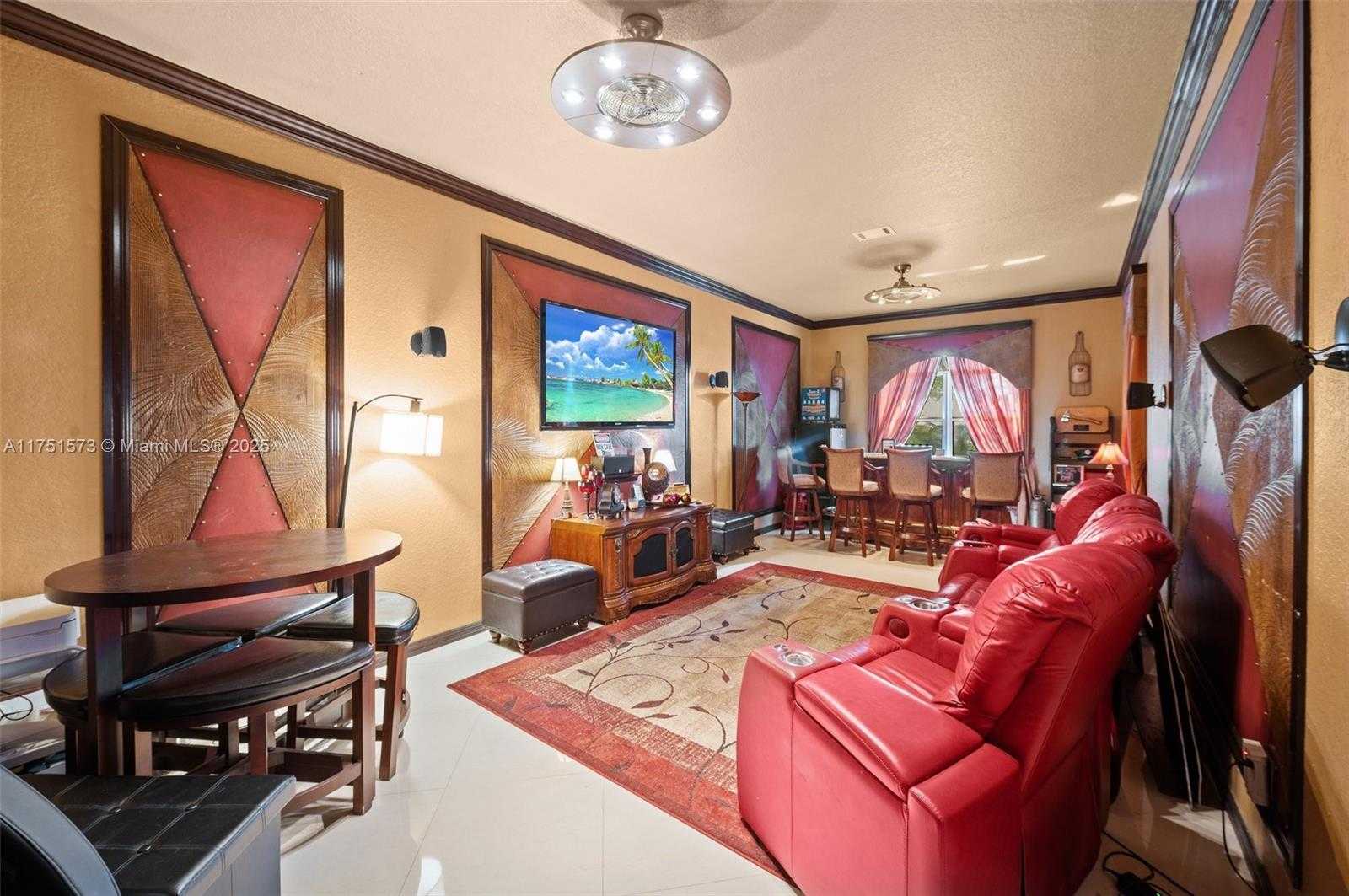 Small Image of 16358 SOUTH MARIPOSA CIR S, Pembroke Pines Number 21
