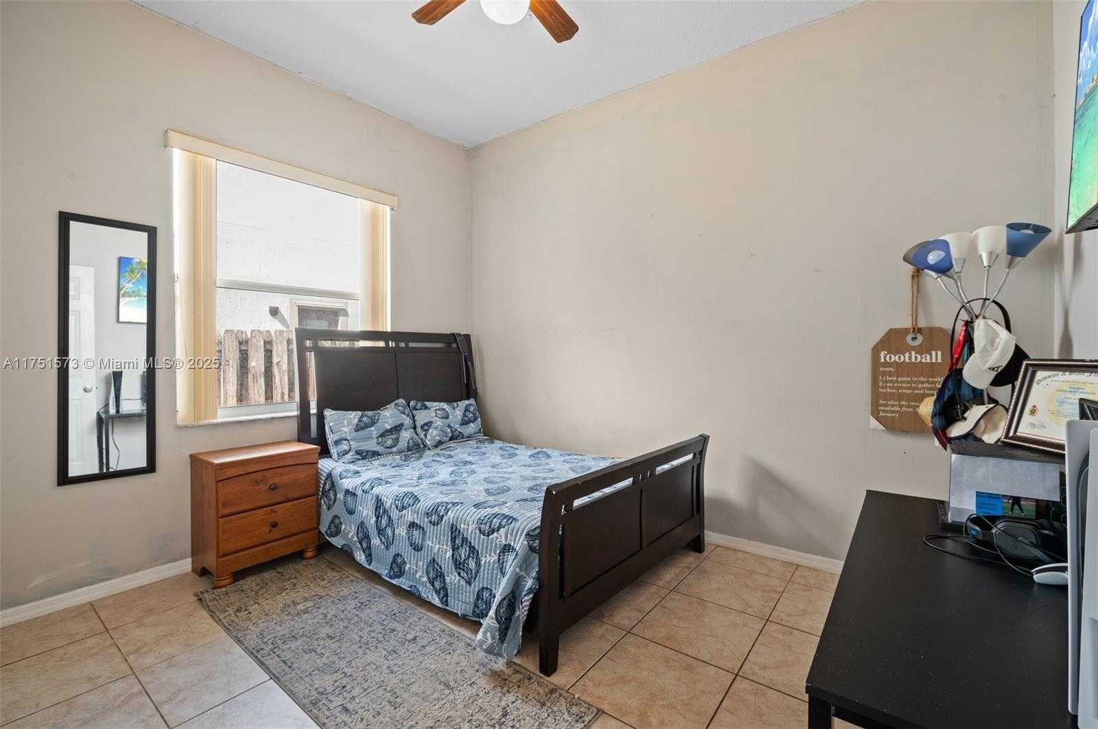Small Image of 16358 SOUTH MARIPOSA CIR S, Pembroke Pines Number 25
