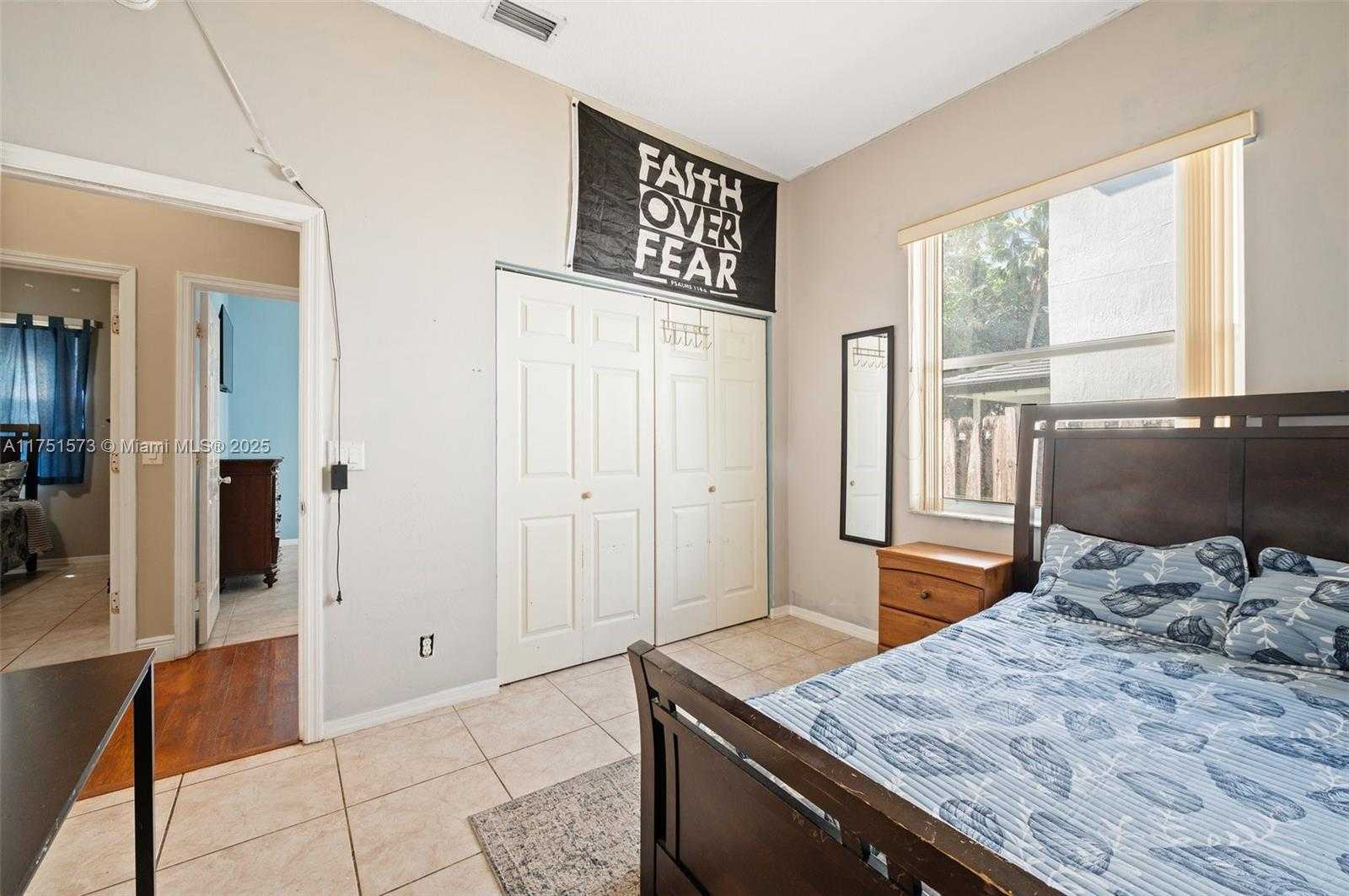 Small Image of 16358 SOUTH MARIPOSA CIR S, Pembroke Pines Number 26