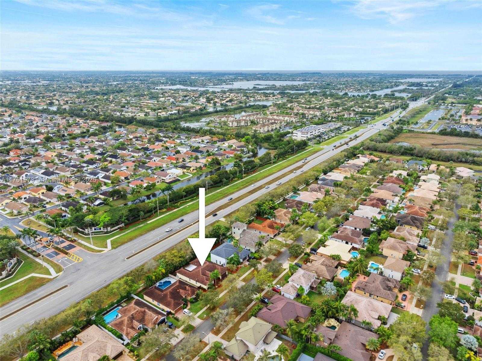 Small Image of 16358 SOUTH MARIPOSA CIR S, Pembroke Pines Number 42