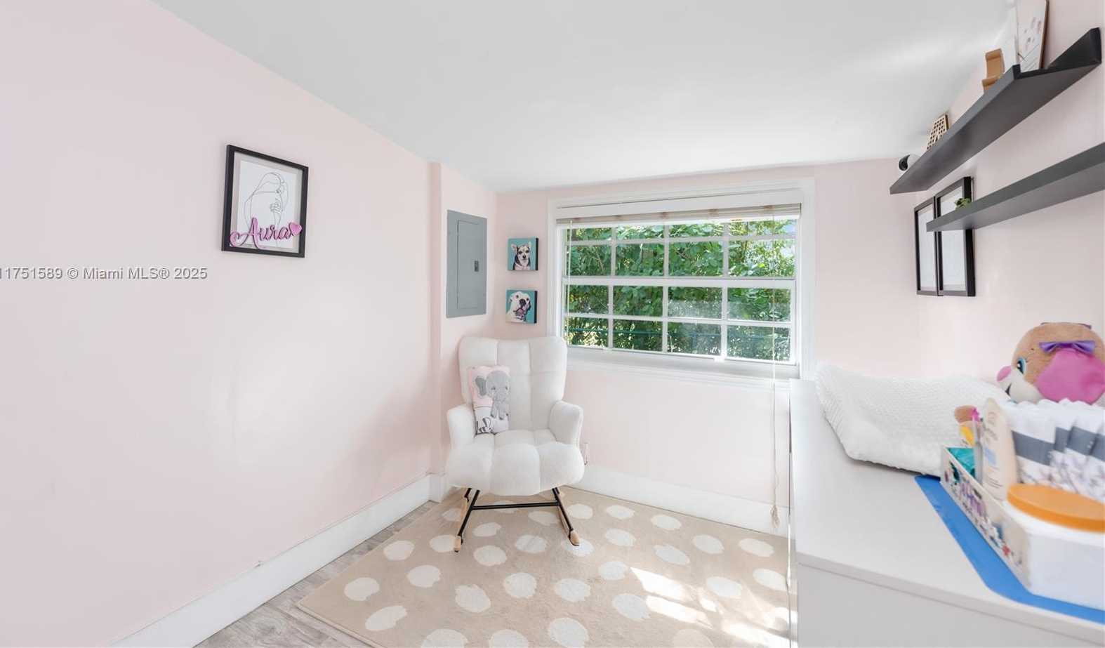 Small Image of 4916 WASHINGTON DR, Coral Gables Number 13