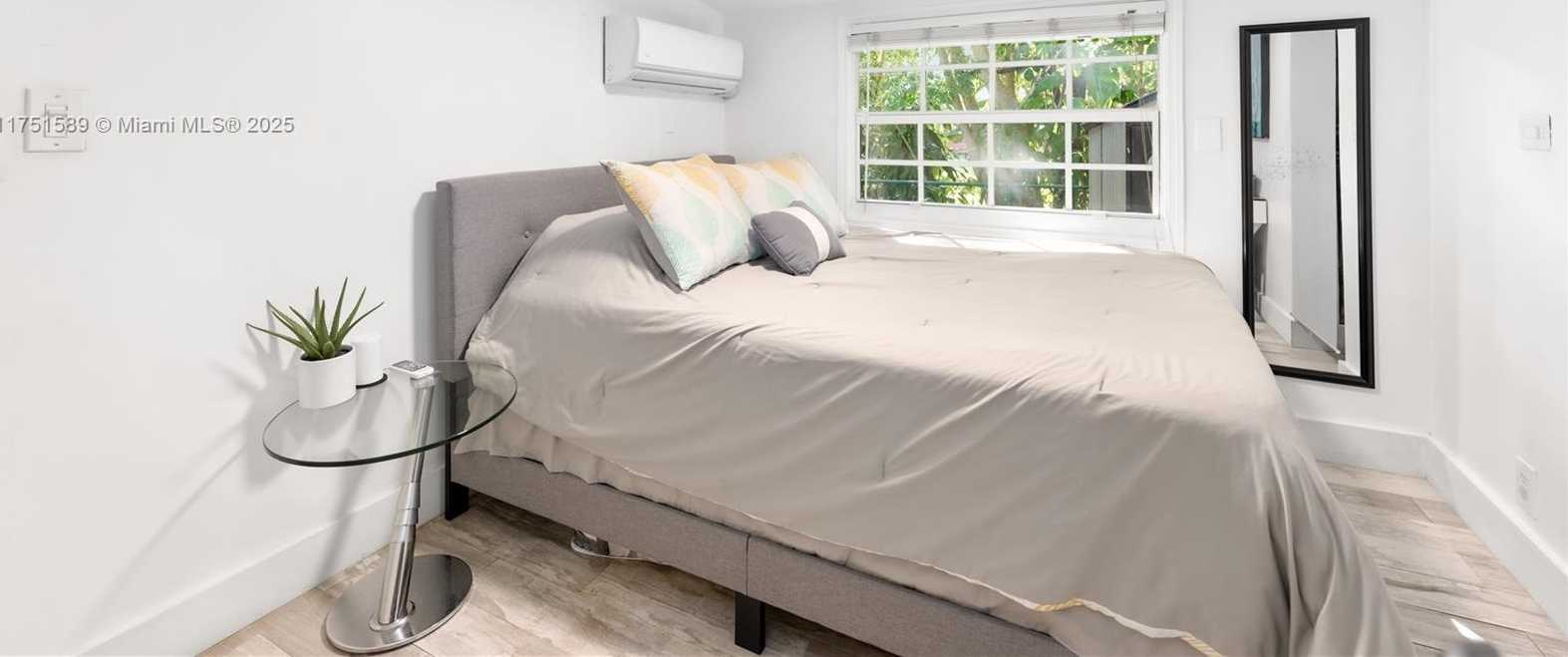 Small Image of 4916 WASHINGTON DR, Coral Gables Number 15