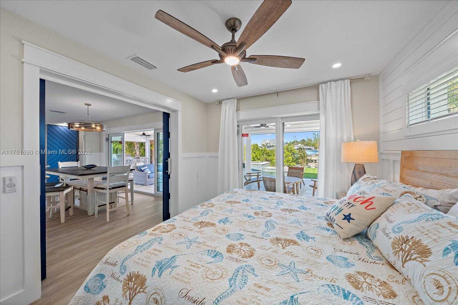Small Image of 504 BAYVIEW DR, Other City - In The State Of Florida Number 29